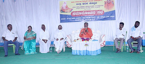 VALMIKI SWAMIJI MAEETING WITH ST COMMUNITY PEOPLE