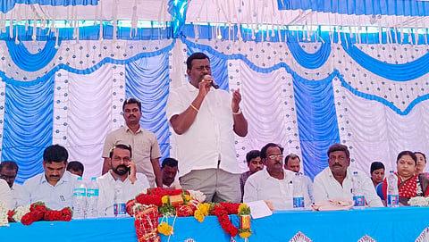 MLA RAGHAVENDRA HITNAL PUBLIC MEETIN IRRIGATION PROJECT IMPLEMENTATION KOPPAL