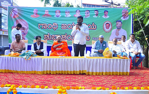 ನೆಲ, ಜಲ ವಿಷಯದಲ್ಲಿ ಶ್ರೀಮಠದ ಸಹಕಾರ ಸದಾ ಕಾಲ ಇರಲಿದೆ: ಶ್ರೀ ಶಂಭುನಾಥ ಸ್ವಾಮೀಜಿ