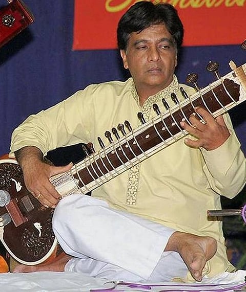 4 Dwd 6 Ustad Hamid Khan - Copy