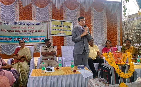 ಪ್ರತಿ ಮಹಿಳೆಯರಿಗೂ ಕಾನೂನಿನ ತಿಳಿವಳಿಕೆ ಇರಬೇಕು:ಬಿ.ಕೆ. ರವಿಕಾಂತ್ ಸಲಹೆ