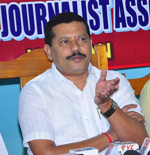 ಸಂಸದ ಪ್ರಜ್ವಲ್ ರೇವಣ್ಣರಿಂದ ಶಿಷ್ಟಾಚಾರ ಉಲ್ಲಂಘನೆ:ಮಾಜಿ ಎಂಎಲ್‌ಸಿ ಎ.ಎ. ಗೋಪಾಲಸ್ವಾಮಿ