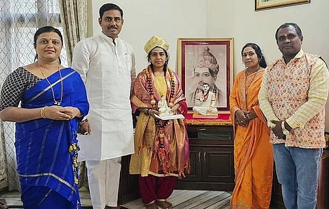 BKD Foundation Shivani Swamy Sanman Photo