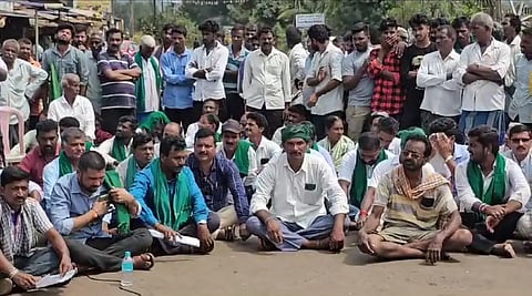 Farmers-Strike-at-dasanakoppa