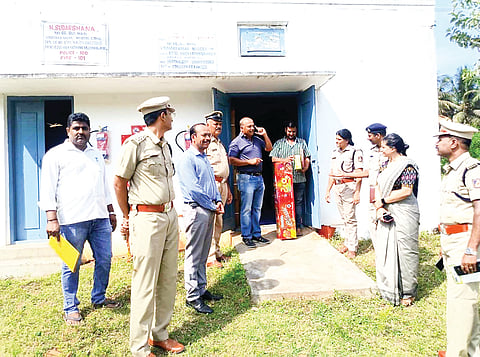 HUN-OCT-14-1(H K HALLI CRACKERS GODOWN)