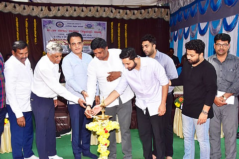 Inaugurate New Look Campus programme mandya