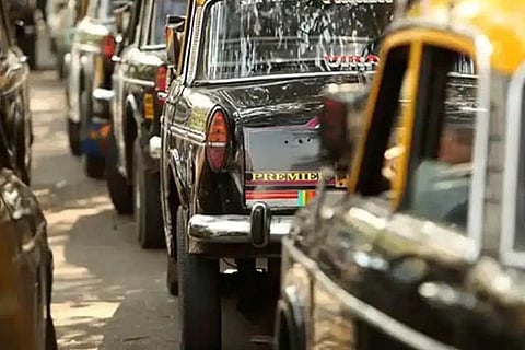 Kaali-Peeli Padmini Taxis