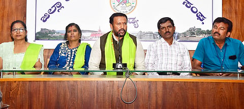 Paramparika Vaidya Parishad press conference mandya