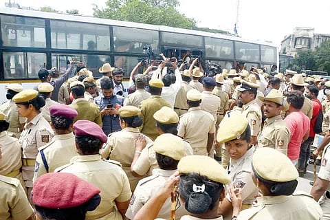 Police (7)