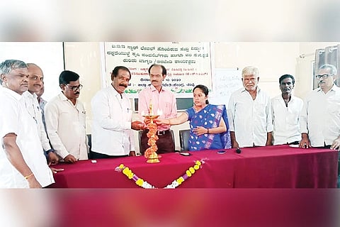 Training Camp on Agricultural Pumpset and Water Conservation at Kampli