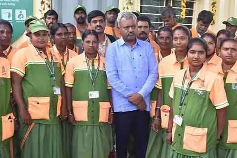 pourakarmikas