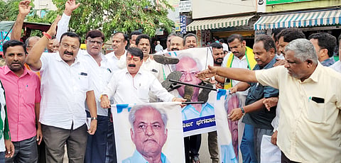 Protest led by Okkaligara Sangh