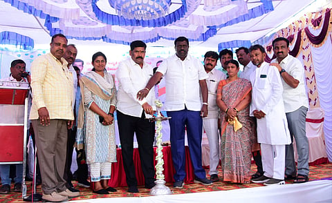koppal stoning ceremony minister shivaraj tangadagi cmc works