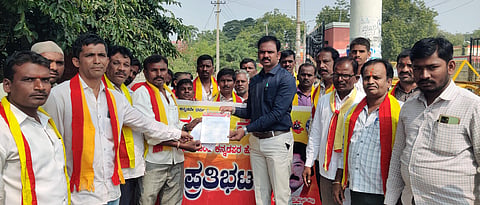 16-11-Shiva-3