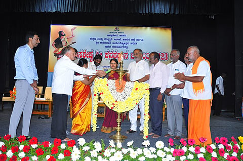 ಸಾಧು-ಸಂತರು ಒಂದು ವರ್ಗಕ್ಕೆ ಸೀಮಿತರಲ್ಲ:ಜಿಲ್ಲಾಧಿಕಾರಿ ಸಿ.ಸತ್ಯಭಾಮಾ