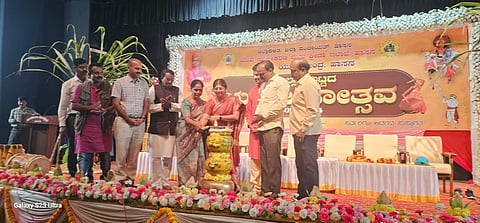 ಕಲೆ ಸಂಸ್ಕೃತಿ ಉಳಿಸಲು ಯುವಕರು ಪಣ ತೊಡಬೇಕು: ಜಿಪಂ ಸಿಇಒ ಬಿ.ಆರ್.ಪೂರ್ಣಿಮಾ