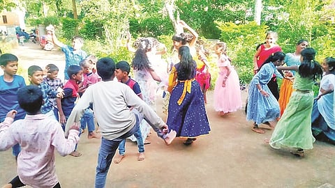 24ss1makkalu kiru nataka