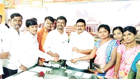 MANAVI