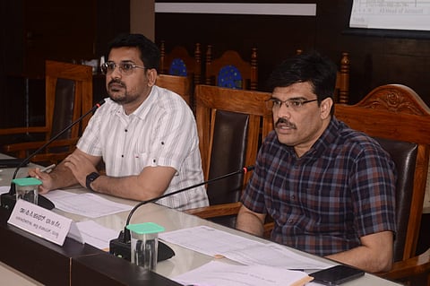 District Incharge Secretary meeting mandya