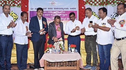 OM Siddi vinayak College student welcome programme Photo-1