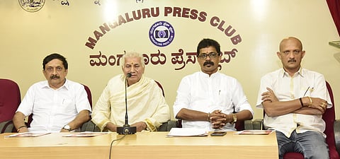 PRESS CLUB-22-