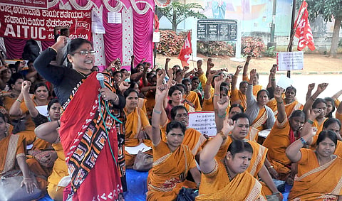 Sudhee_20_Anganwadi_Protest_@_Freedom_Park (4)