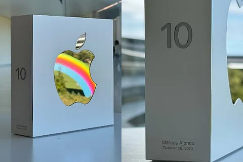 apple