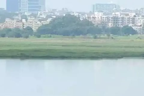 b lake