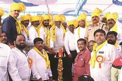 dvg-kanaka-jayanti-jilladalita-nov-30-2.jpg