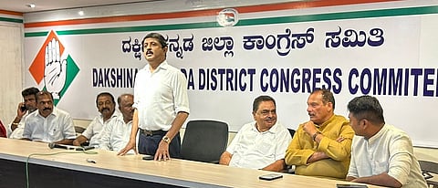mng-25nov-congress office