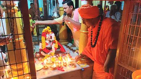 04-12-Shiva-2
