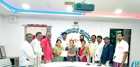 MANAVI