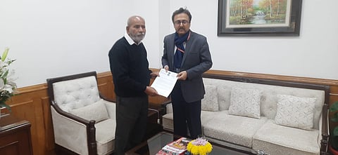 koppal mp sanganna karadi memorandum to horticulture md of central government