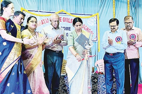 29Manju13