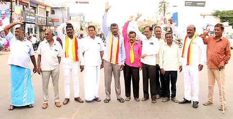 30chn3(kaveri Protest)