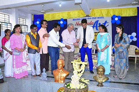ಗೆರೆಗಳಲ್ಲಿ ಅಗೋಚರ ಜಗತ್ತು ತೋರಿಸುವ ಕಲಾವಿದ:ಕೆ.ಟಿ. ಶಿವಪ್ರಸಾದ್ ಅಭಿಮತ