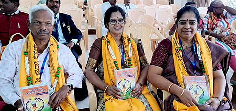 Congratulation ceremony for good teachers mandya