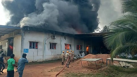 Fire in factory (1)
