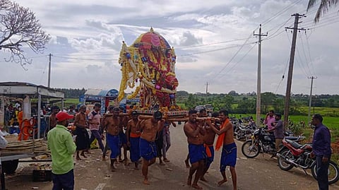 HUN-DEC-8-1(NADAPPANAHALLI JATRE)
