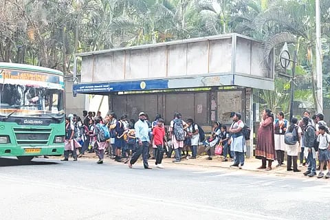 bus stand