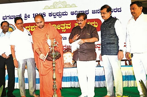 dvg-jain-dec-10.jpg