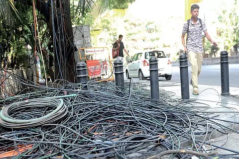 illigal cables (1)
