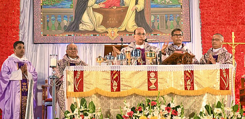 mng--10 Dec Urva church