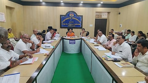 ಪೌರ ಕಾರ್ಮಿಕರ ಗೃಹಭಾಗ್ಯ ಯೋಜನೆ: ನಿವೇಶನ ರಚನೆಗೆ ಅಗತ್ಯ ಕ್ರಮಕ್ಕೆ ಡಿಸಿ ಸೂಚನೆ