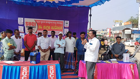 susi(c) signature collecting movement in koppal near bus stand
