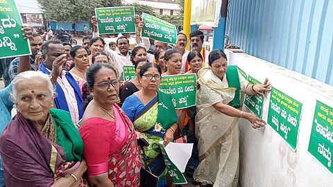128th day Cauvery protest mandya