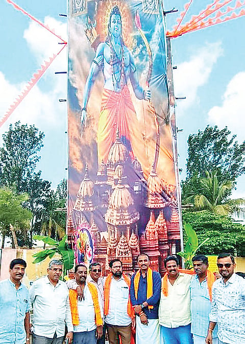 ಆಂಜನೇಯ ದೇವಸ್ಥಾನದಲ್ಲಿ ವಿಶೇಷ ಪೂಜೆ