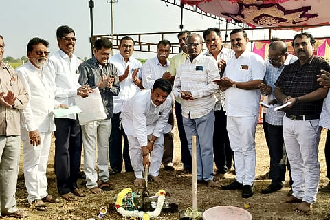 25 lakhs for Shivdasimaiah Community Bhawan. grant
