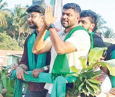 ರೈತರಿಗಾಗಿ ದರ್ಶನ್ ಪುಟ್ಟಣ್ಣಯ್ಯ ಹೋರಾಟ