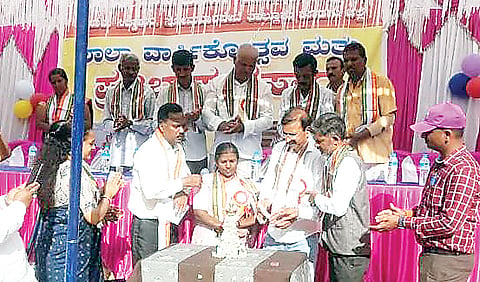 27ss1H ravindra udgatane